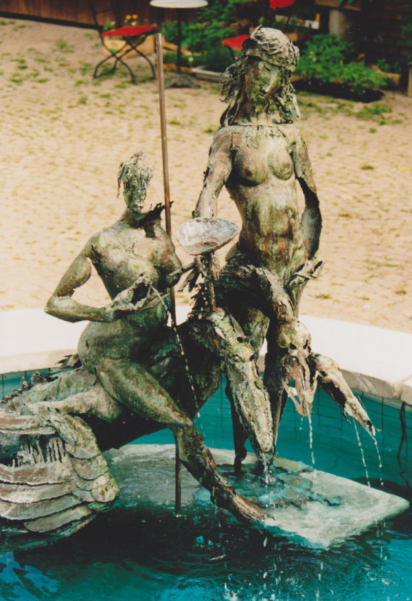 Hans-Peter Müller | Drachenbrunnen in Hohenölsen, Kupfer | Surrealismus Aktuelle
